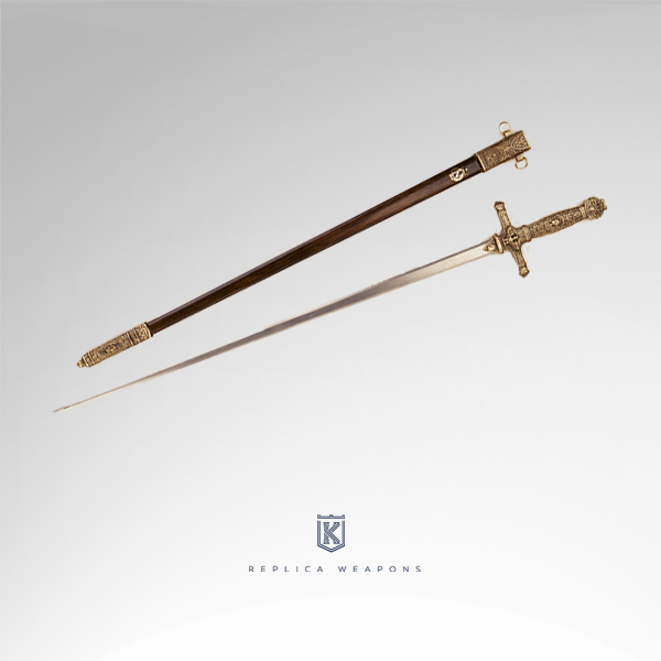 Réplica de la espada de época napoleónica con empuñadura detallada y hoja larga